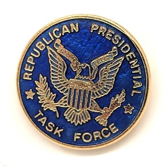 Republican Presidential Task Force Lapel Pin Blue Enamel Eagle Gold Tone Metal - Picture 13 of 17